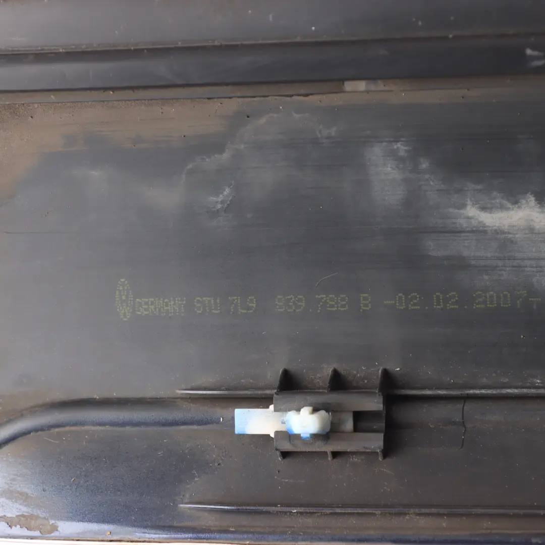 7L Door Trim Cover Panel Rear Right O/S 7L9839787C Shadow Blue - D5Q to VW Touareg with Part number 7L9839788C VW Touareg 7L Door Trim Cover Panel Rear Right O/S 7L9839787C Shadow Blue - D5Q - SKU 7L9839788C-SHBL - Part number 7L9839788C