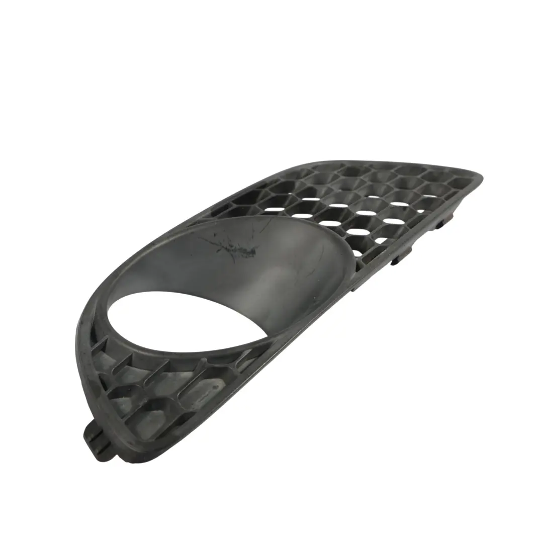 7L Cache Feu Antibrouillard Latéral Avant Gauche pour Volkswagen Touareg à propos du numéro de pièce 7L9853663A Volkswagen Touareg 7L Cache Feu Antibrouillard Latéral Avant Gauche - SKU 7L9853663A - Numéro de pièce 7L9853663A