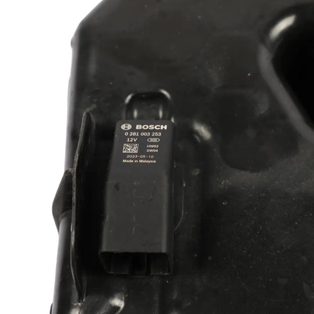 AdBlue Tank Reservoir to Volkswagen Transporter T5 T6 2.0 TDI with Part number 7LA131877E Volkswagen Transporter T5 T6 2.0 TDI AdBlue Tank Reservoir - SKU 7LA131877E - Part number 7LA131877E