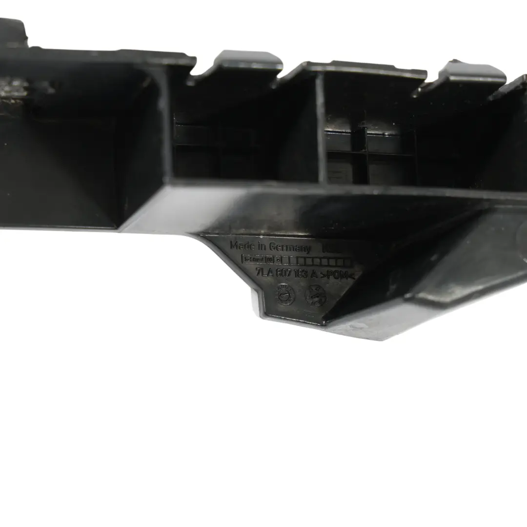 Guía De Soporte De Parachoques Delantero Izquierdo para VW Transporter T6 con número de pieza 7LA807183A VW Transporter T6 Guía De Soporte De Parachoques Delantero Izquierdo - SKU 7LA807183A - Número de pieza 7LA807183A