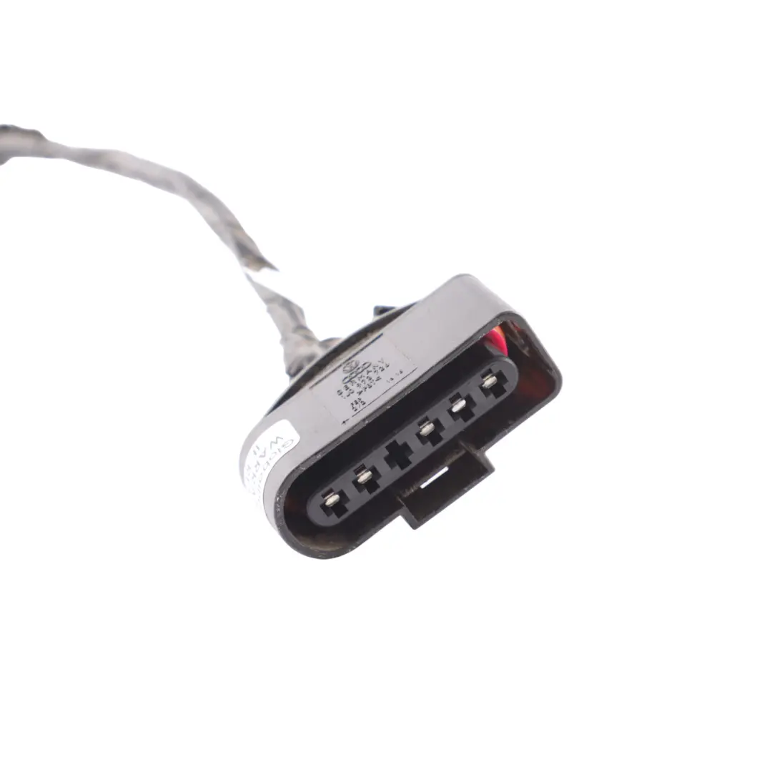 Tail Lamp Cable Rear Left N/S Plug Socket Connector to Volkswagen VW Transporter T6 with Part number 7LA945095M Volkswagen VW Transporter T6 Tail Lamp Cable Rear Left N/S Plug Socket Connector - SKU 7LA945095M-2 - Part number 7LA945095M