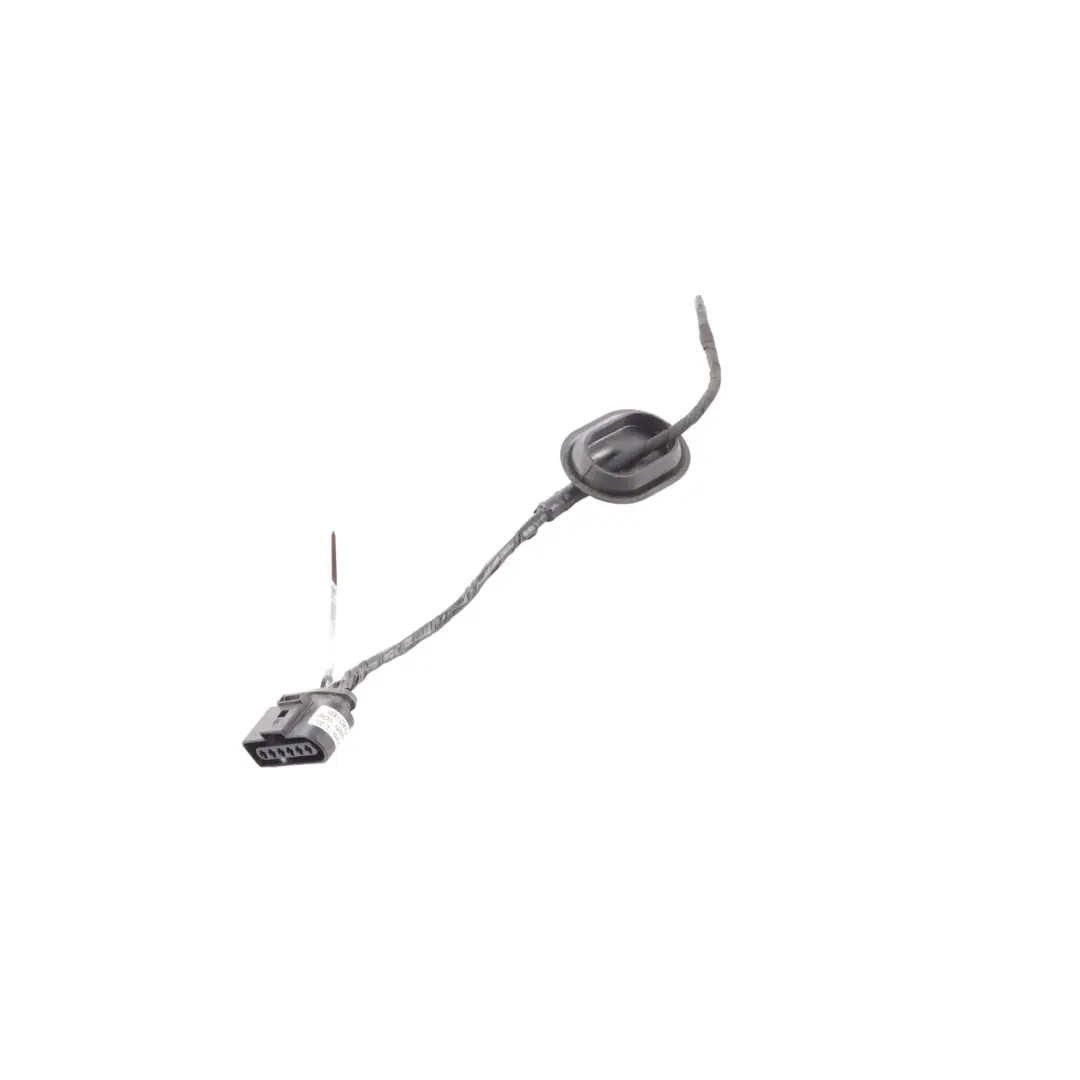 Tail Lamp Cable Rear Left N/S Plug Socket Connector to Volkswagen VW Transporter T6 with Part number 7LA945095M Volkswagen VW Transporter T6 Tail Lamp Cable Rear Left N/S Plug Socket Connector - SKU 7LA945095M-2 - Part number 7LA945095M