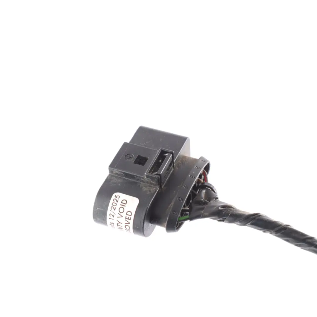 Tail Lamp Cable Rear Left N/S Plug Socket Connector to Volkswagen VW Transporter T6 with Part number 7LA945095M Volkswagen VW Transporter T6 Tail Lamp Cable Rear Left N/S Plug Socket Connector - SKU 7LA945095M-2 - Part number 7LA945095M