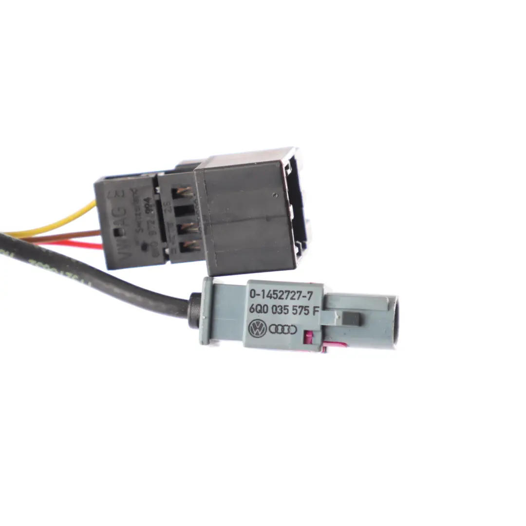 VW Volkswagen Transporter T6 Reversing Camera Rear View Control Unit - SKU 7LA980121 - Part number 7LA980121