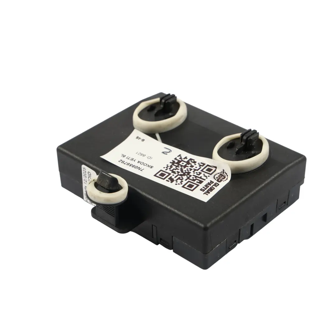 Door Control Unit Module ECU Passenger's Side F to Skoda Yeti 5L with Part number 7N0959792 Skoda Yeti 5L Door Control Unit Module ECU Passenger's Side F - SKU 7N0959792 - Part number 7N0959792