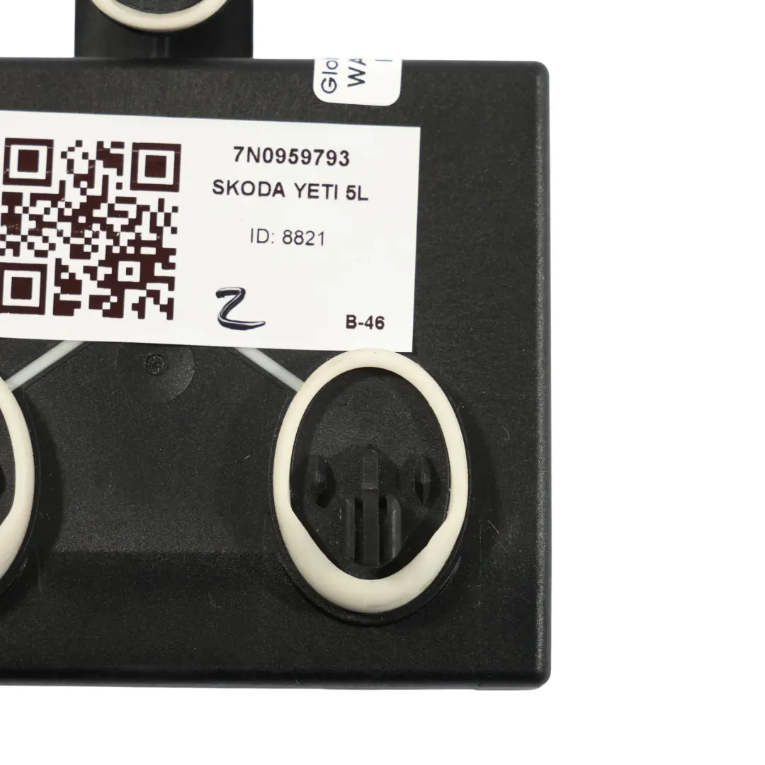 Skoda Yeti 5L Door Control Unit Module ECU Driver's Side - SKU 7N0959793 - Part number 7N0959793