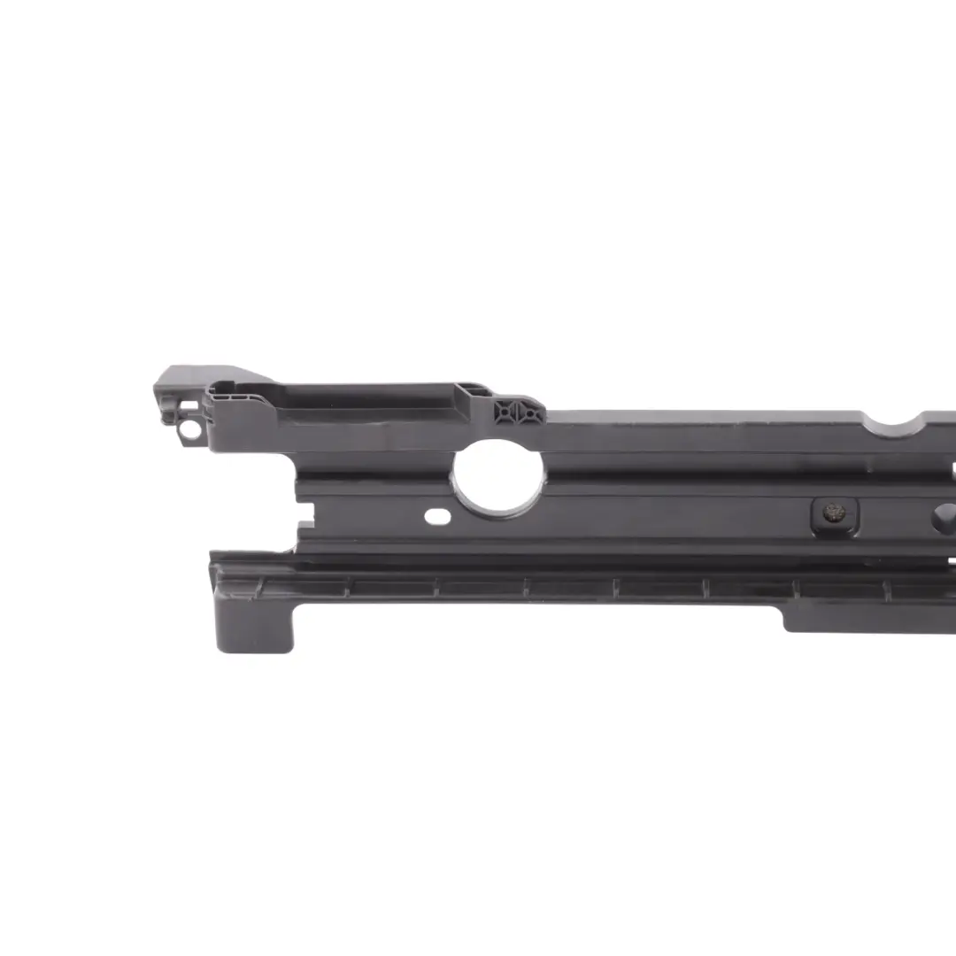 7P Soporte Carril Placa Piso Maletero para Volkswagen Touareg con número de pieza 7P0863599A Volkswagen Touareg 7P Soporte Carril Placa Piso Maletero - SKU 7P0863599A - Número de pieza 7P0863599A