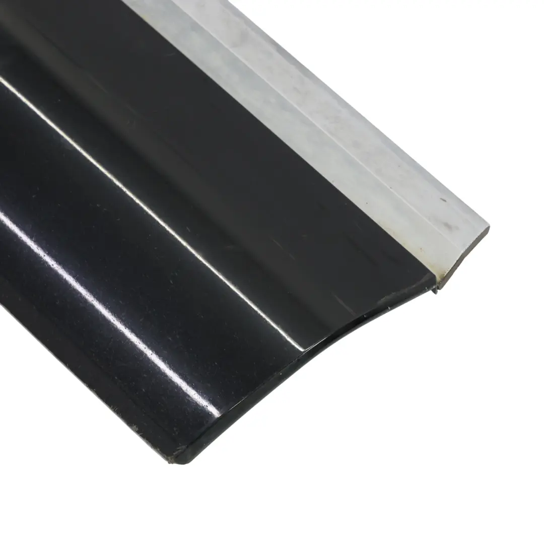 7P Modanatura Porta Rivestimento Posteriore Destro Nero per VW Touareg con numero di parte 7P6854950H VW Touareg 7P Modanatura Porta Rivestimento Posteriore Destro Nero - SKU 7P6854950H-DBL - Numero di parte 7P6854950H