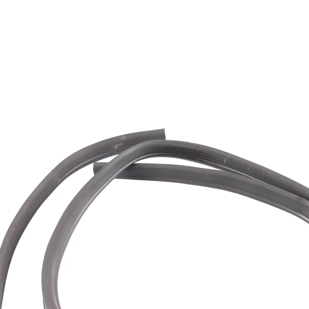 Mk4 Door Seal Weatherstrip Rubber Gasket Front Left Right N/O/S to Ford Mondeo with Part number 7S71-A20530-BC Ford Mondeo Mk4 Door Seal Weatherstrip Rubber Gasket Front Left Right N/O/S - SKU 7S71-A20530-BC - Part number 7S71-A20530-BC