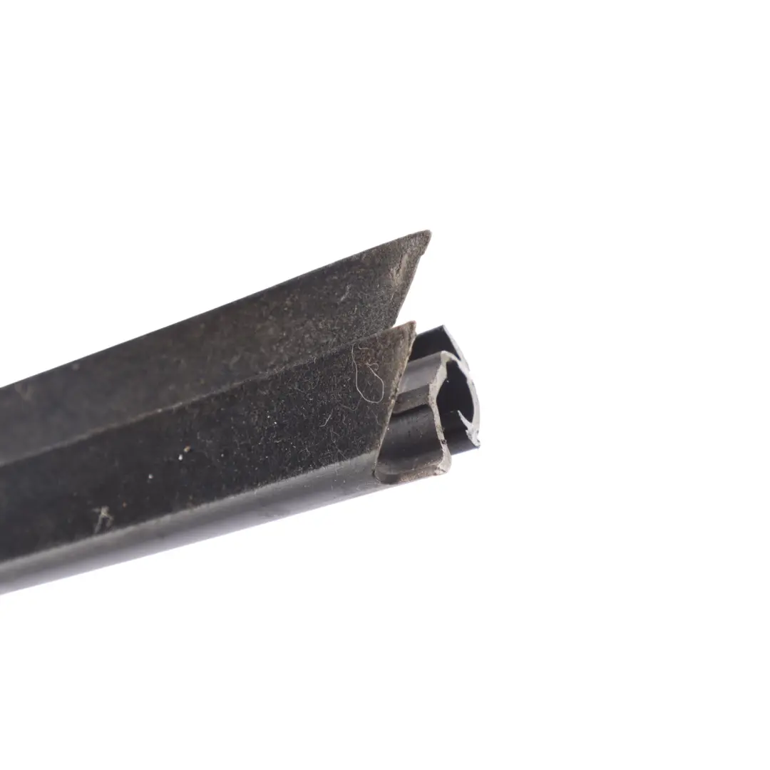 Ford Mondeo Mk4 Front Door Window Weatherstrip Rubber Right O/S 7S71A20570AD - SKU 7S71-A20570-AD - Part number 7S71-A20570-AD