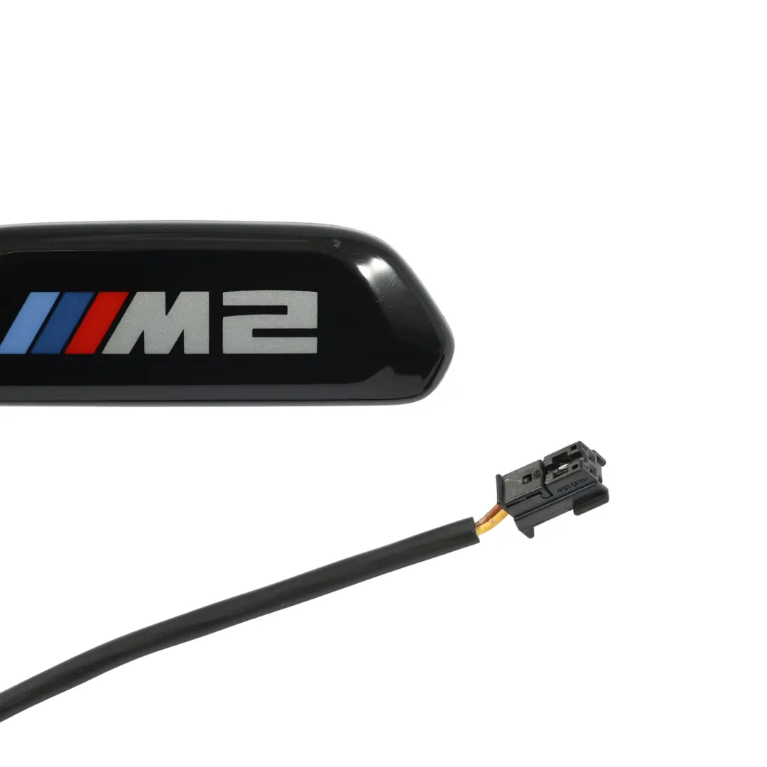 Emblema Del Asiento M Competition Iluminado para BMW F87 M2 Insignia con número de pieza 8089596 BMW F87 M2 Insignia Emblema Del Asiento M Competition Iluminado - SKU 8089596 - Número de pieza 8089596