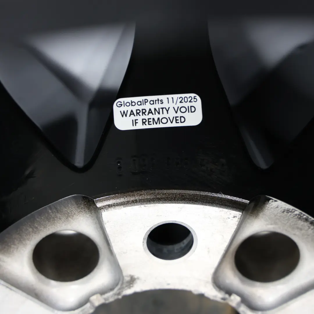 BMW F87 M2 Felga Tylna Aluminiowa Czarna 19" 10J ET:40 788M - SKU 8093988-2 - Numer Części 8093988