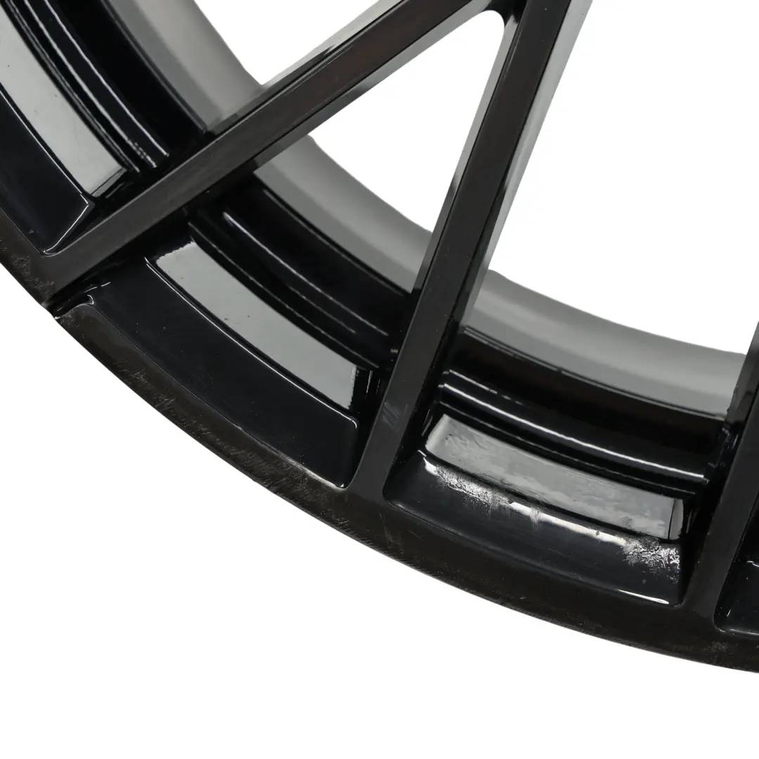 Felga Tylna Aluminiowa Czarna 19" 10J ET:40 788M do BMW F87 M2 o numerze 8093988 BMW F87 M2 Felga Tylna Aluminiowa Czarna 19" 10J ET:40 788M - SKU 8093988-2 - Numer Części 8093988