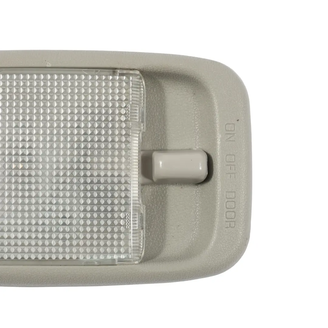 Toyota Yaris XP10 Innenraum Leselicht Lampe Panel - SKU 8124005031 - Teilenummer 8124005031