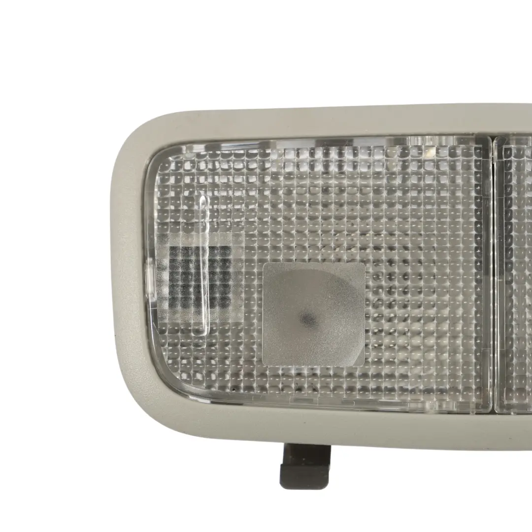 MK1 Testata Anteriore Luce Interna Del Tetto Grigio per Toyota Yaris con numero di parte 812600D010 Toyota Yaris MK1 Testata Anteriore Luce Interna Del Tetto Grigio - SKU 812600D010 - Numero di parte 812600D010