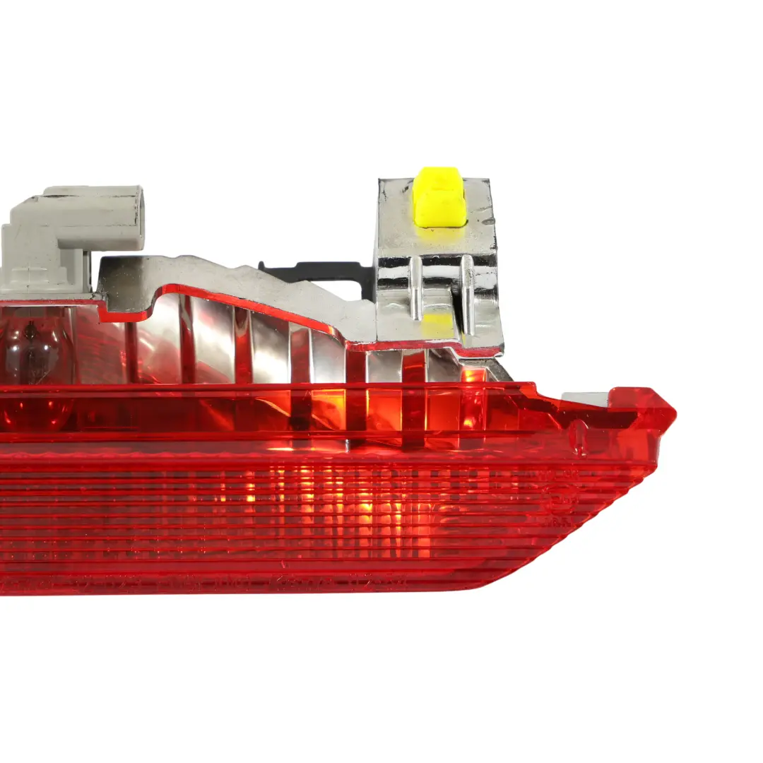 XP10 Lampa Tył Trzecie Światło Stopu do Toyota Yaris o numerze 815700D011 Toyota Yaris XP10 Lampa Tył Trzecie Światło Stopu - SKU 815700D011 - Numer Części 815700D011
