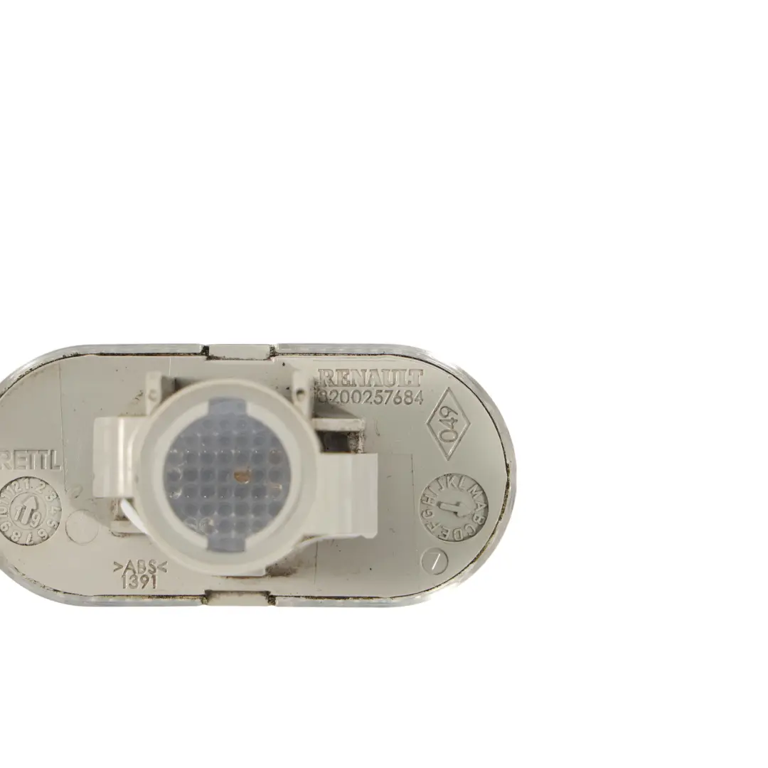 C453 Laterale Indicatore Luminoso Destra Sinistra per Smart Fortwo con numero di parte 8200257684 Smart Fortwo C453 Laterale Indicatore Luminoso Destra Sinistra - SKU 8200257684 - Numero di parte 8200257684