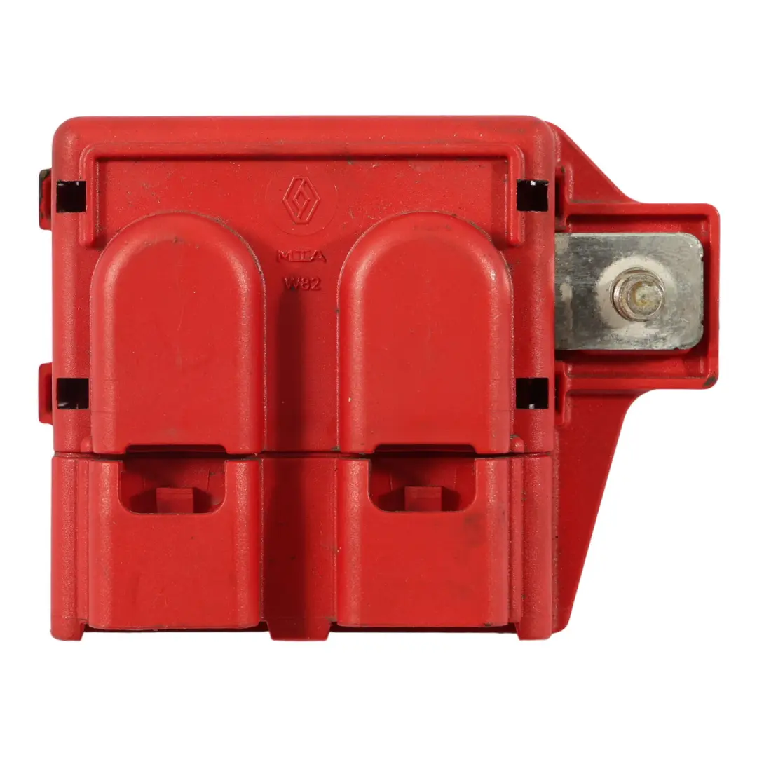 C453 Klema Dodatnia Plusowa Akumulatora do Smart Fortwo o numerze 8200279219 Smart Fortwo C453 Klema Dodatnia Plusowa Akumulatora - SKU 8200279219 - Numer Części 8200279219