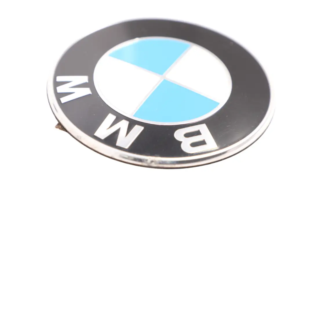 BMW E46 E90 F22 F30 F31 F32 F33 F36 F80 Targa Con Stemma Per Bagagliaio - SKU 8219237 - Numero di parte 8219237