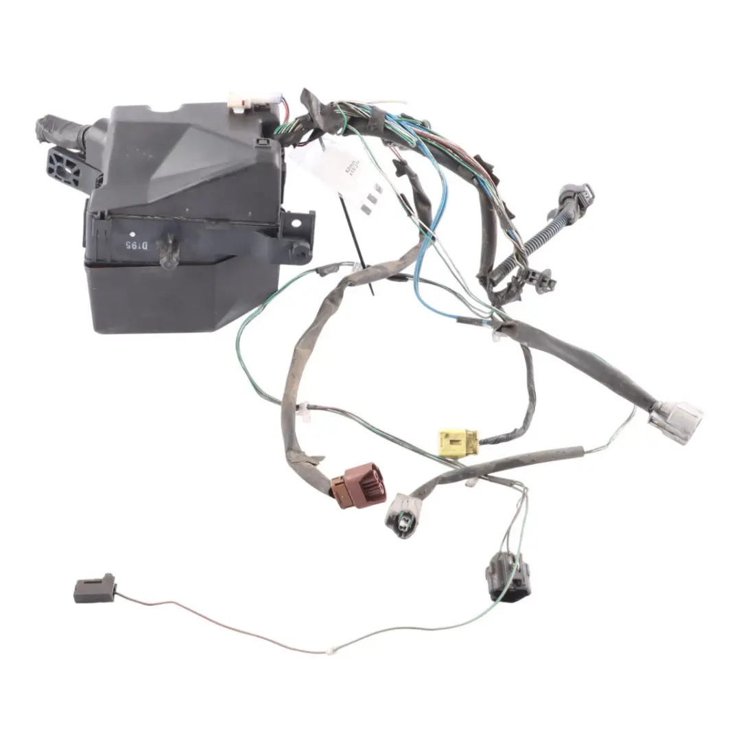 Mk1 XP10 Under Bonnet Hood Relay Fuse Box Board to Toyota Yaris with Part number 827410D010 Toyota Yaris Mk1 XP10 Under Bonnet Hood Relay Fuse Box Board - SKU 827410D010 - Part number 827410D010