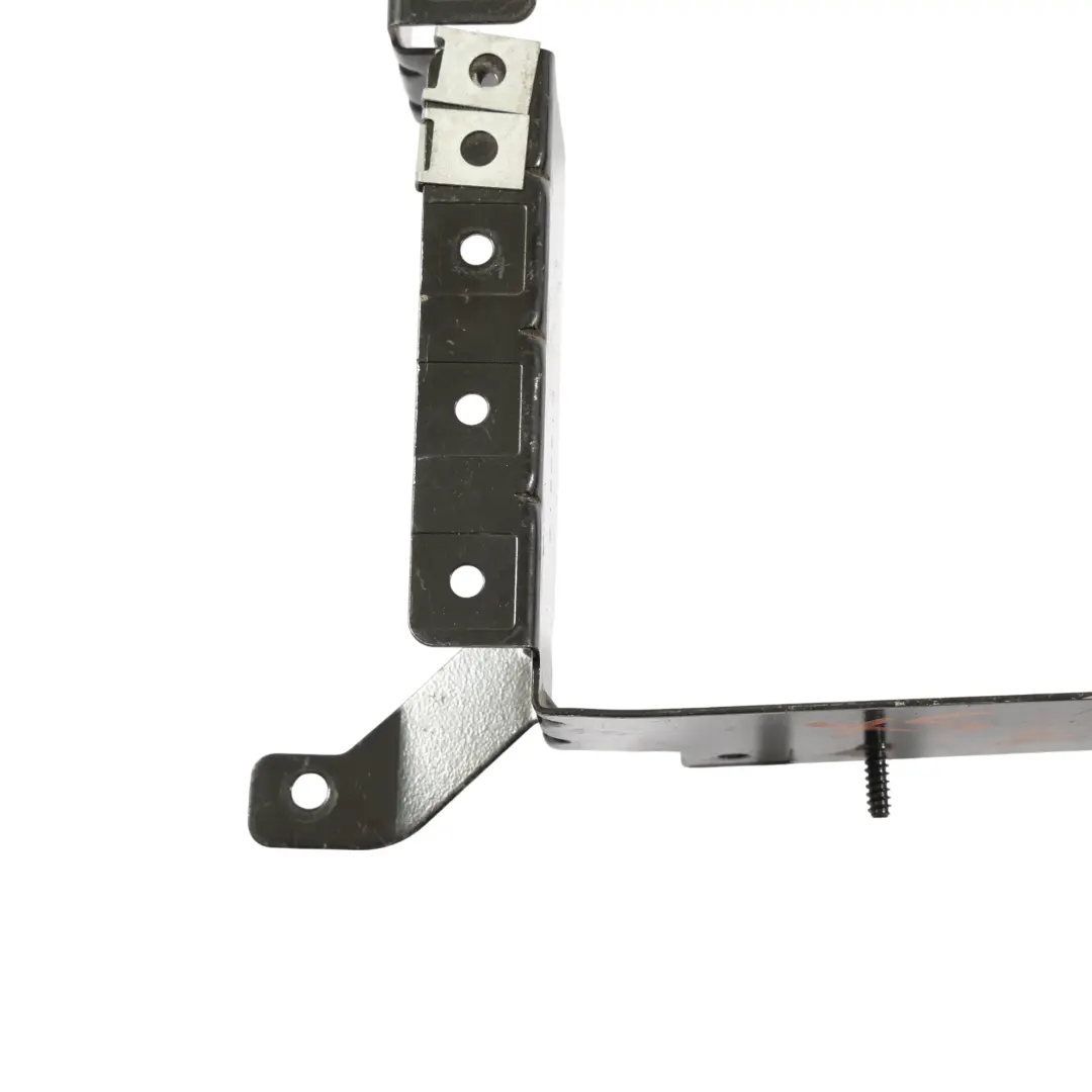 Base Support Système Amplificateur Changeur CD pour BMW X5 E53 à propos du numéro de pièce 8383514 BMW X5 E53 Base Support Système Amplificateur Changeur CD - SKU 8383514-1 - Numéro de pièce 8383514