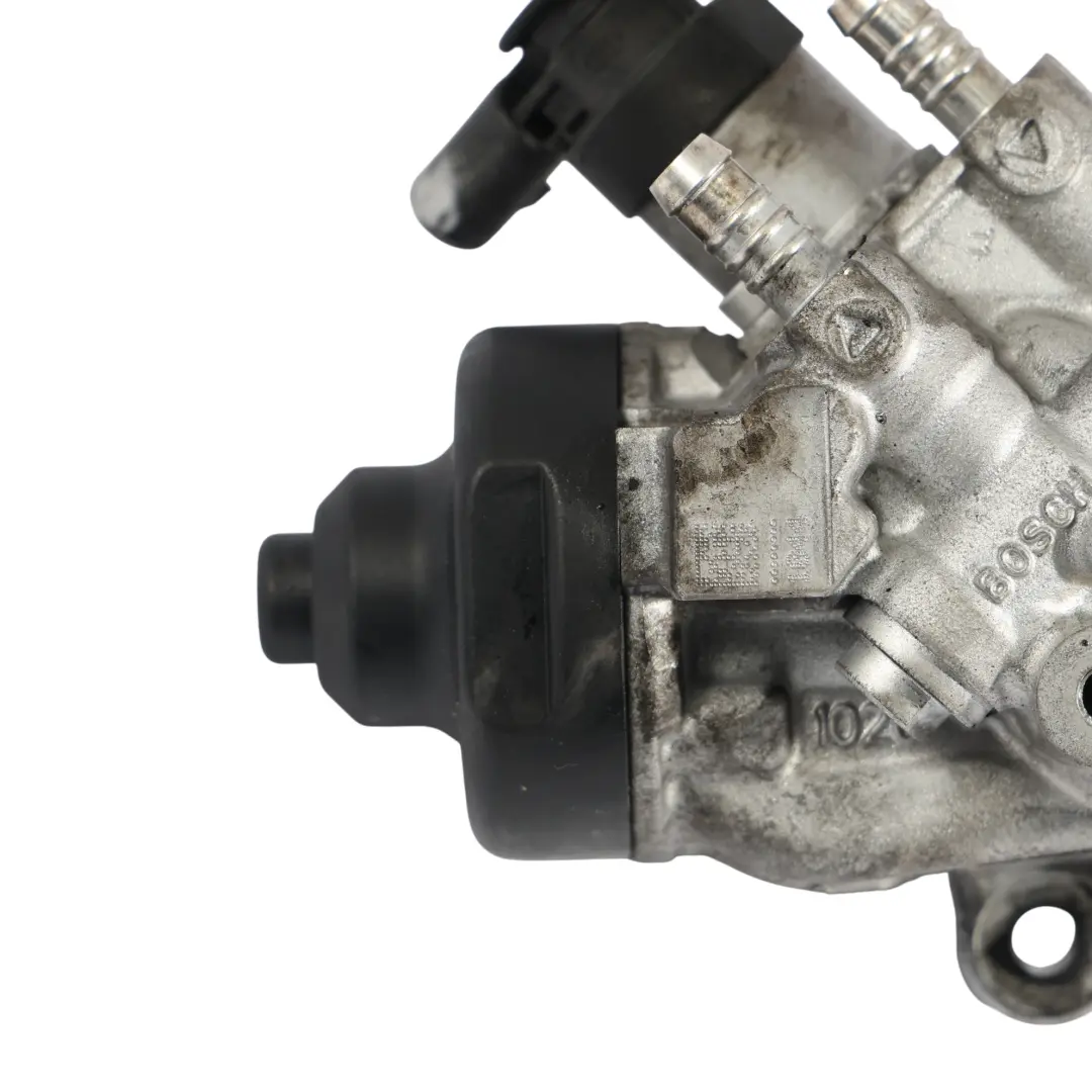 Pompa Carburante Alta Pressione 114d 116d Cooper D per BMW F20 F21 Mini R60 con numero di parte 8577650 BMW F20 F21 Mini R60 Pompa Carburante Alta Pressione 114d 116d Cooper D - SKU 8577650 - Numero di parte 8577650