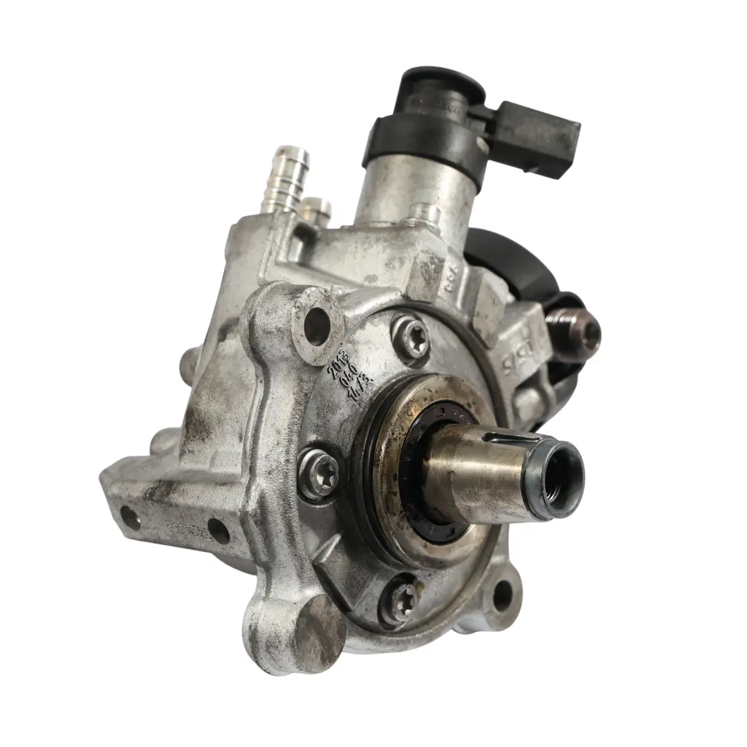 Pompa Carburante Alta Pressione 114d 116d Cooper D per BMW F20 F21 Mini R60 con numero di parte 8577650 BMW F20 F21 Mini R60 Pompa Carburante Alta Pressione 114d 116d Cooper D - SKU 8577650 - Numero di parte 8577650