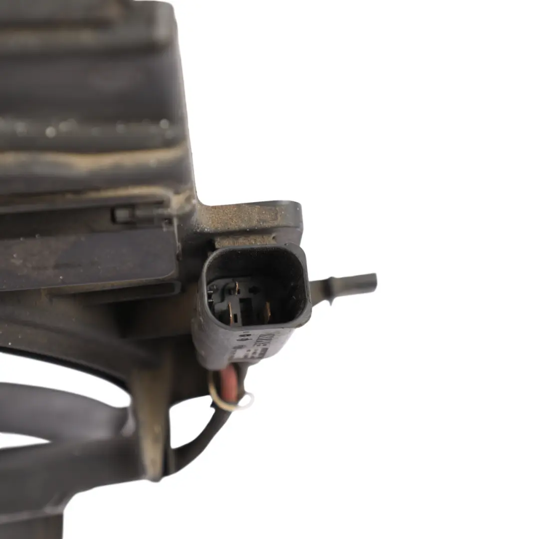 Ventola radiatore BMW X5 X6 E70 E71 Raffreddamento motore Ventola Sindone 600W per con numero di parte 8618241 Ventola radiatore BMW X5 X6 E70 E71 Raffreddamento motore Ventola Sindone 600W - SKU 8618241-3 - Numero di parte 8618241