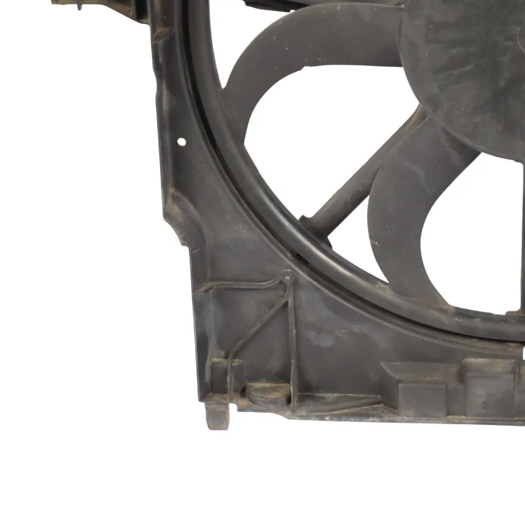 Ventola radiatore BMW X5 X6 E70 E71 Raffreddamento motore Ventola Sindone 600W per con numero di parte 8618241 Ventola radiatore BMW X5 X6 E70 E71 Raffreddamento motore Ventola Sindone 600W - SKU 8618241-3 - Numero di parte 8618241