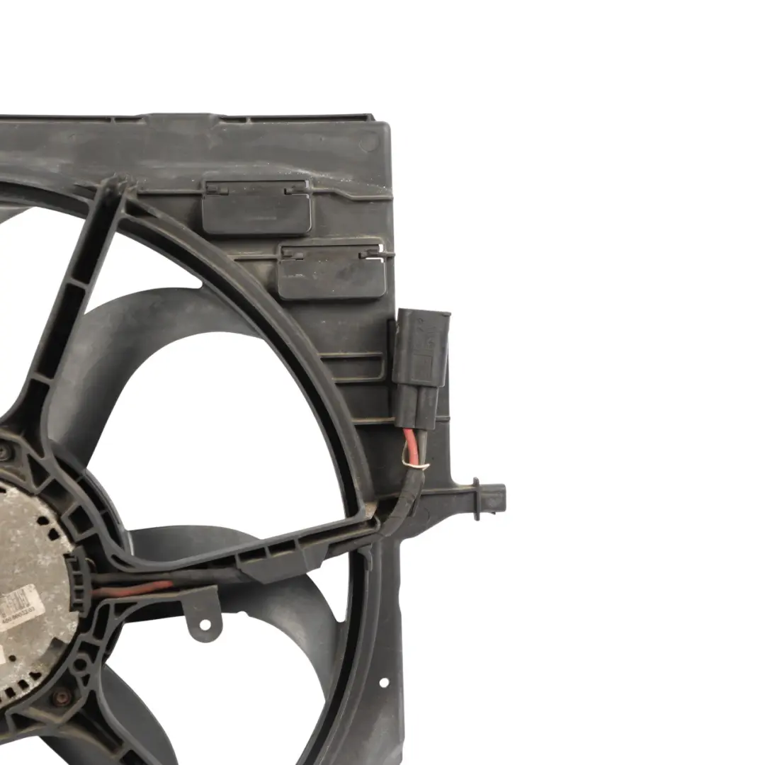 Radiator Fan BMW X5 X6 E70 E71 Engine Cooling Radiator Fan Shroud 600W 7616103 to with Part number 8618241 Radiator Fan BMW X5 X6 E70 E71 Engine Cooling Radiator Fan Shroud 600W 7616103 - SKU 8618241-3 - Part number 8618241