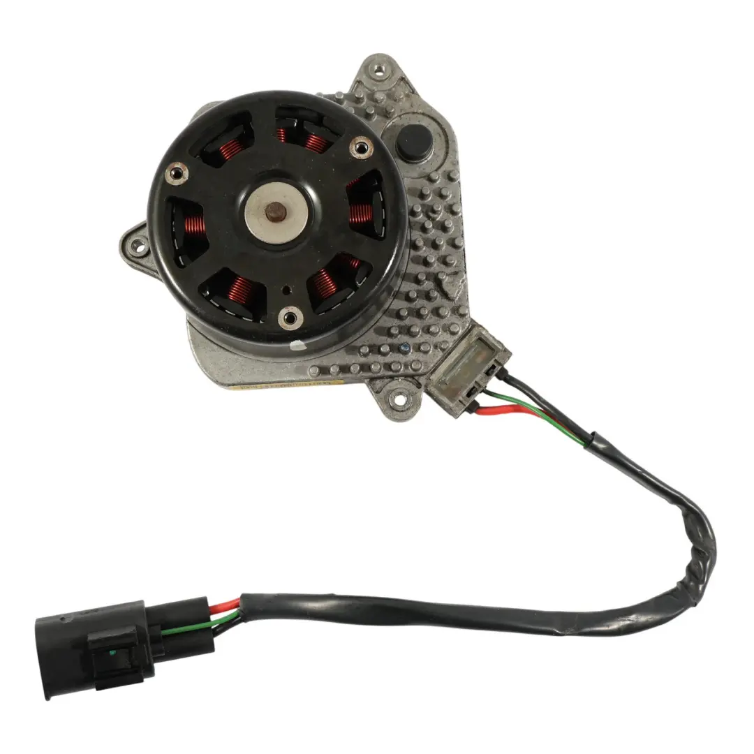 Ventilador Del Radiador 400W 8641950 para BMW F10 LCI Motor Del con número de pieza 8642160 BMW F10 LCI Motor Del Ventilador Del Radiador 400W 8641950 - SKU 8642160 - Número de pieza 8642160