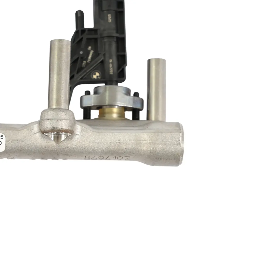 Alta Pressione Rotaia Carburante B38X per BMW F20 F30 LCI Mini F55 F56 con numero di parte 8694197 BMW F20 F30 LCI Mini F55 F56 Alta Pressione Rotaia Carburante B38X - SKU 8694197-2 - Numero di parte 8694197
