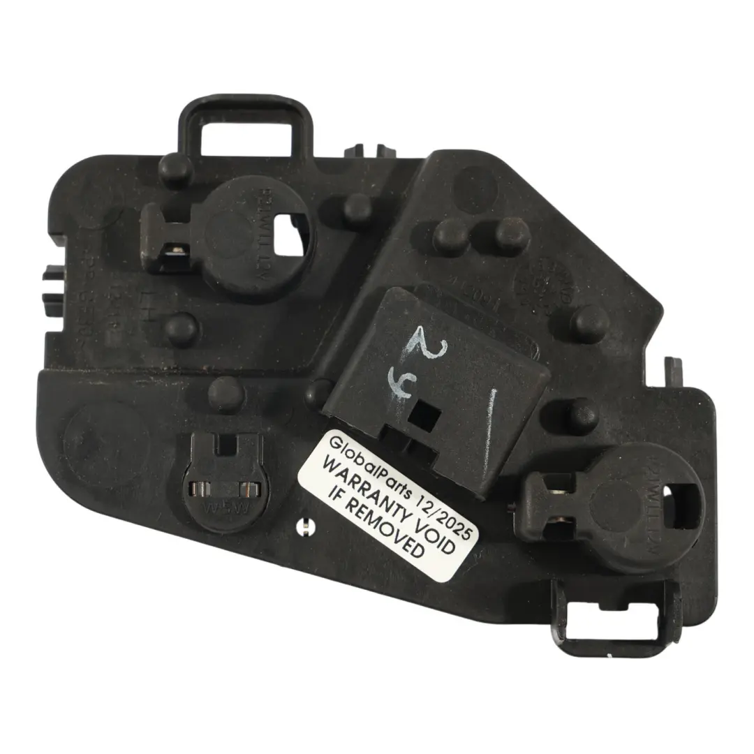 BMW F45 LCI Support D'Ampoule Arrière Gauche Lumière Intérieure - SKU 8737651 - Numéro de pièce 8737651