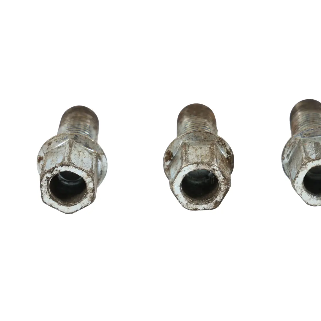 Volkswagen Golf V 1K Kit De 5 Boulons Et Vis De Roue - SKU 8D0601139D - Numéro de pièce 8D0601139D