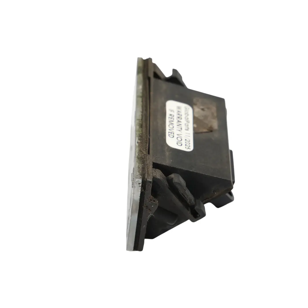 8L A4 B5 Luz De Matrícula Trasera para Audi A3 con número de pieza 8D9943021F Audi A3 8L A4 B5 Luz De Matrícula Trasera - SKU 8D9943021F - Número de pieza 8D9943021F