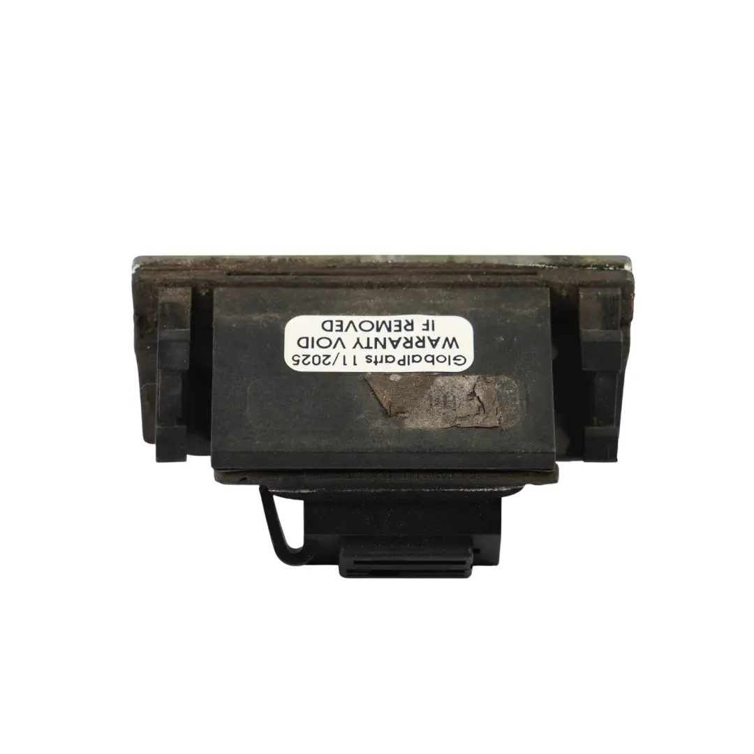 Audi A3 8L A4 B5 Luz De Matrícula Trasera - SKU 8D9943021F - Número de pieza 8D9943021F