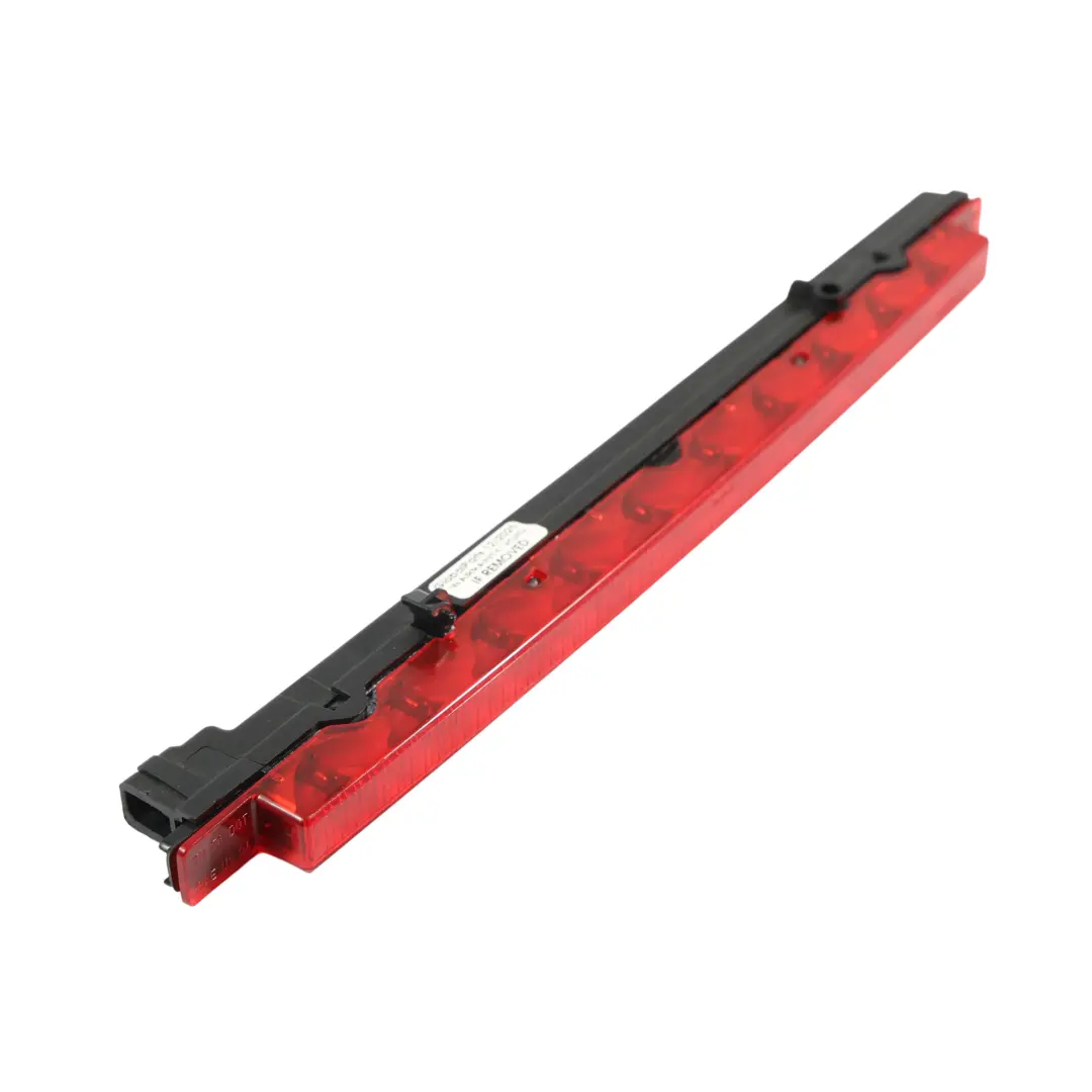 Audi A3 8L Tercera Luz De Freno Trasera Central - SKU 8D9945097B - Número de pieza 8D9945097B
