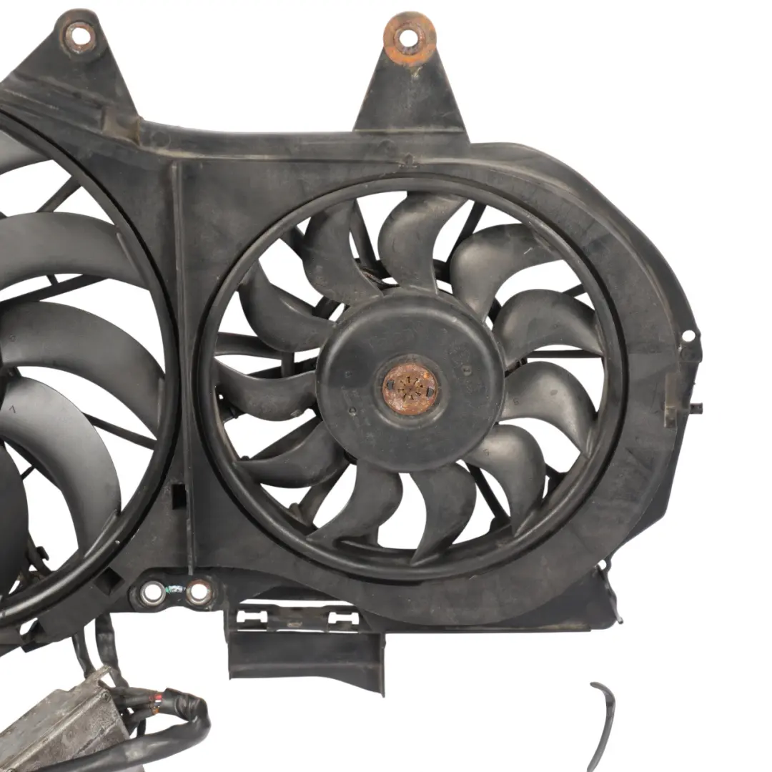 Audi A4 B7 Seat Exeo Radiateur Ventilateur Moteur Carter Support - SKU 8E0121207F - Numéro de pièce 8E0121207F