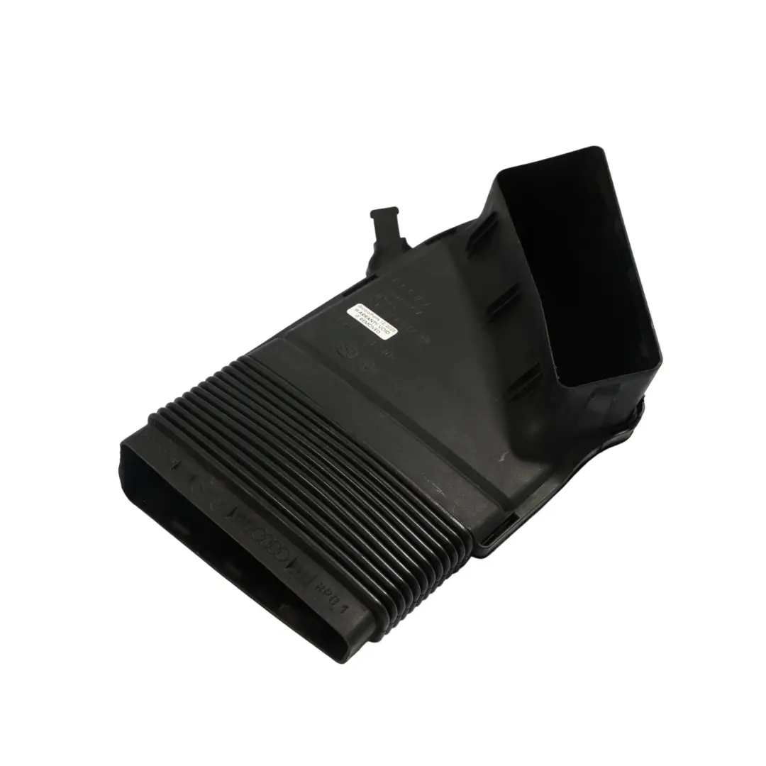 Przewód Rura Kanał Wąż Dolotu Powietrza do Audi A4 B6 B7 o numerze 8E0129617D Audi A4 B6 B7 Przewód Rura Kanał Wąż Dolotu Powietrza - SKU 8E0129617D - Numer Części 8E0129617D