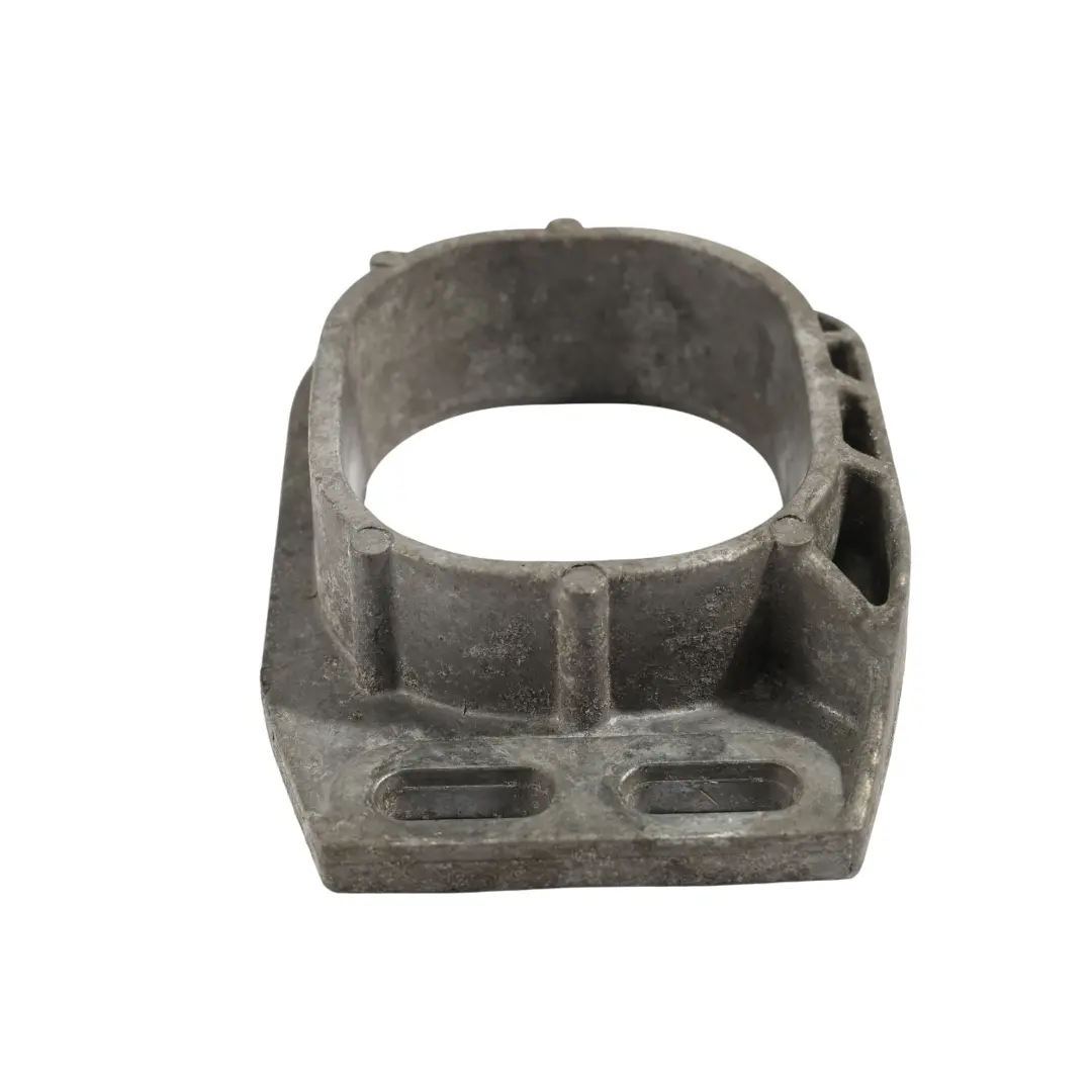 Audi A4 B7 2.0 TFSI Motor Halter Halterung Träger - SKU 8E0199335J - Teilenummer 8E0199335J