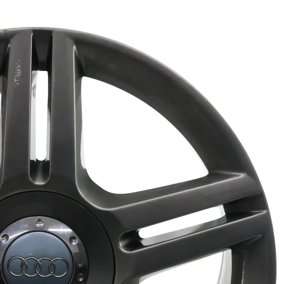 Cerchio In Lega 17" ET:45 7,5J Argento per Audi A4 B7 con numero di parte 8E0601025AS Audi A4 B7 Cerchio In Lega 17" ET:45 7,5J Argento - SKU 8E0601025AS-1 - Numero di parte 8E0601025AS