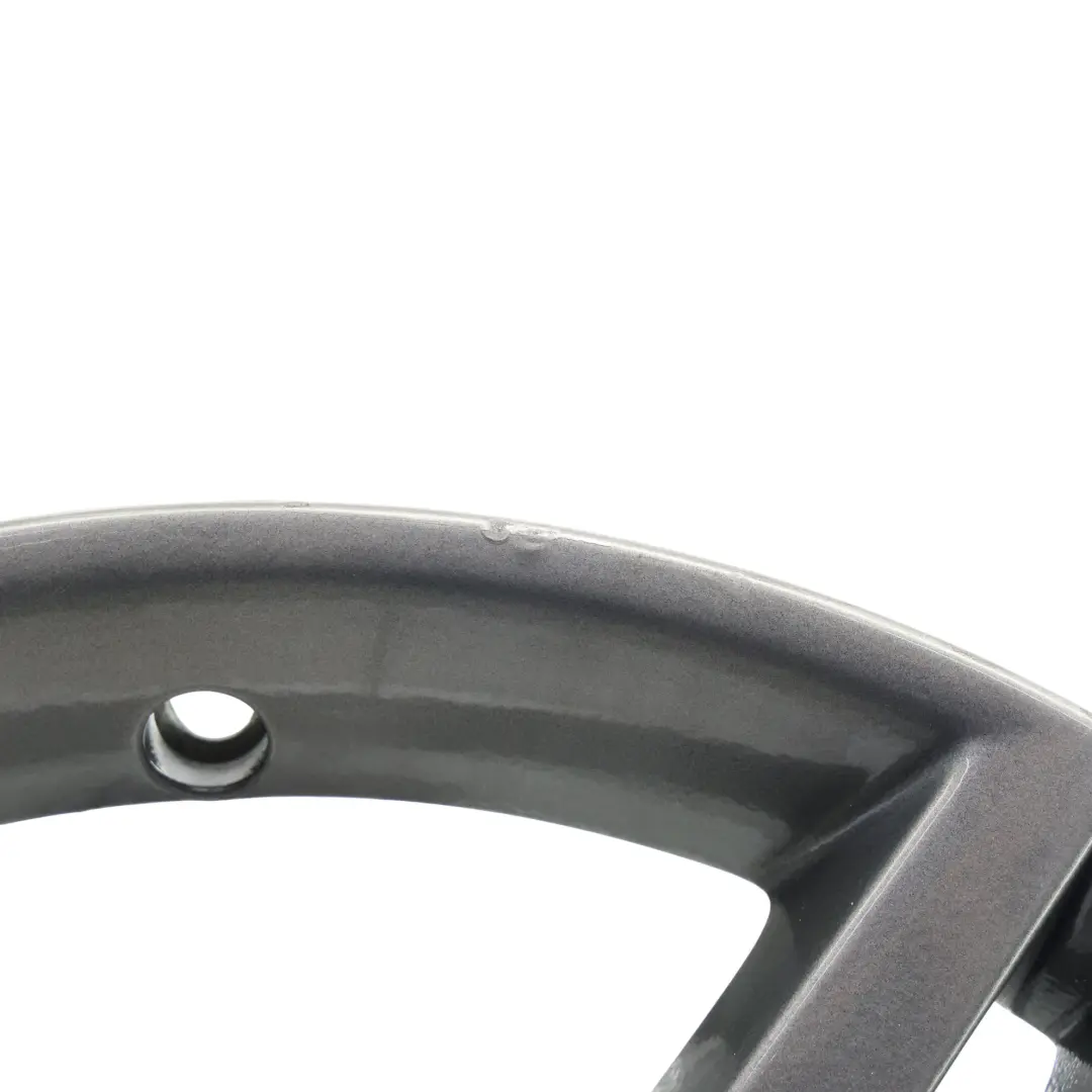 Felge Leichtmetall 17" ET:45 7,5J Silber für Audi A4 B7 mit Teilenummer 8E0601025AS Audi A4 B7 Felge Leichtmetall 17" ET:45 7,5J Silber - SKU 8E0601025AS-3 - Teilenummer 8E0601025AS