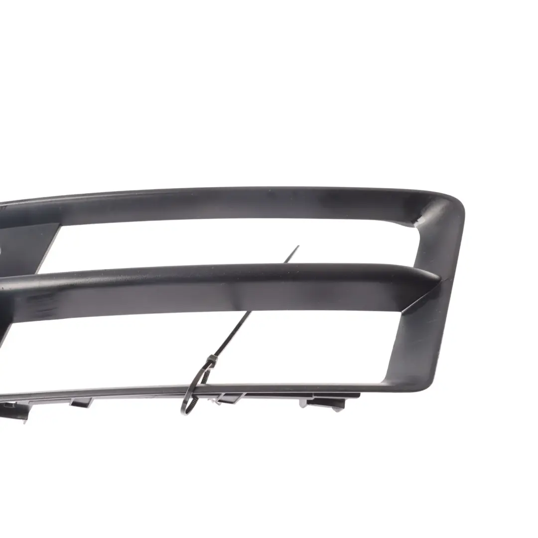 Front Bumper Fog Light Grid Grille Left N/S Cover Panel to Audi A4 B7 with Part number 8E0807681F Audi A4 B7 Front Bumper Fog Light Grid Grille Left N/S Cover Panel - SKU 8E0807681F - Part number 8E0807681F