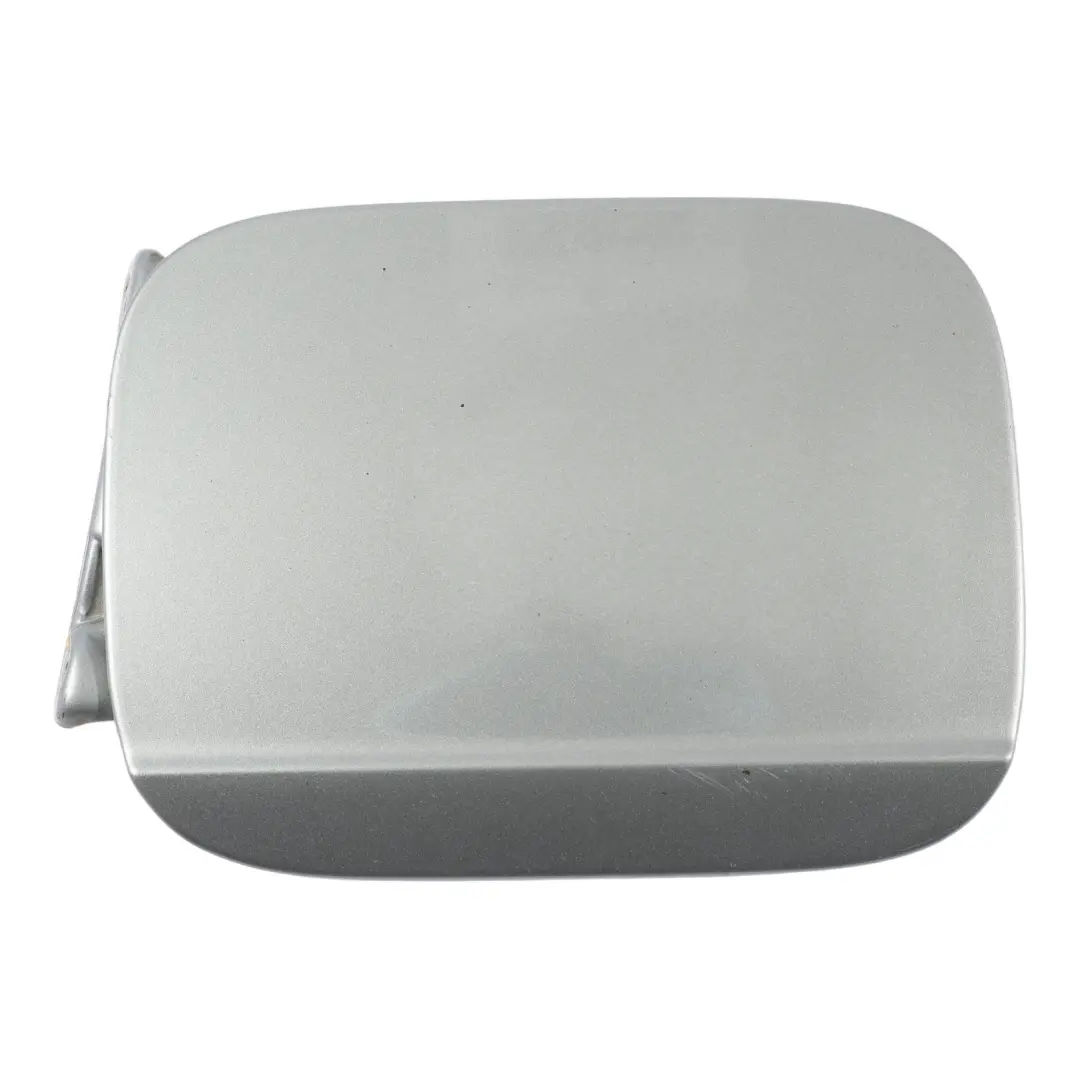 Coperchio Tappo Serbatoio Avus Silver Pearl - Y7J per Audi A4 B7 con numero di parte 8E0809905E Audi A4 B7 Coperchio Tappo Serbatoio Avus Silver Pearl - Y7J - SKU 8E0809905E-AVS - Numero di parte 8E0809905E