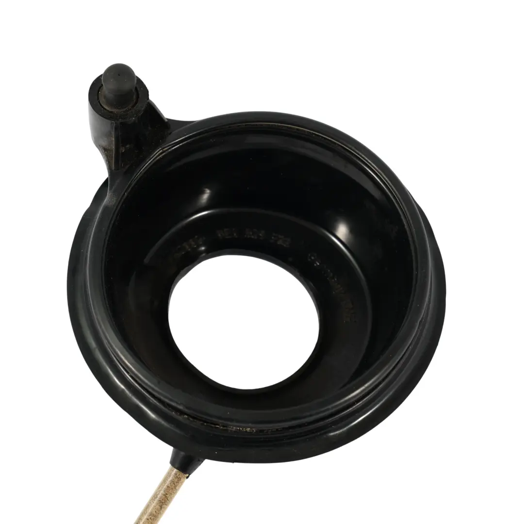 Couvercle De Trappe À Carburant Support Pot De Remplissage pour Audi A4 B7 à propos du numéro de pièce 8E0809933A Audi A4 B7 Couvercle De Trappe À Carburant Support Pot De Remplissage - SKU 8E0809933A - Numéro de pièce 8E0809933A