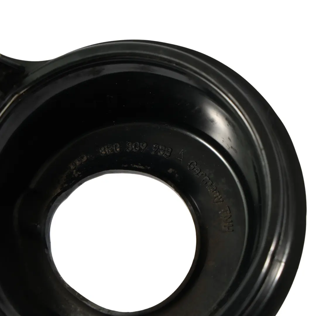 Couvercle De Trappe À Carburant Support Pot De Remplissage pour Audi A4 B7 à propos du numéro de pièce 8E0809933A Audi A4 B7 Couvercle De Trappe À Carburant Support Pot De Remplissage - SKU 8E0809933A - Numéro de pièce 8E0809933A