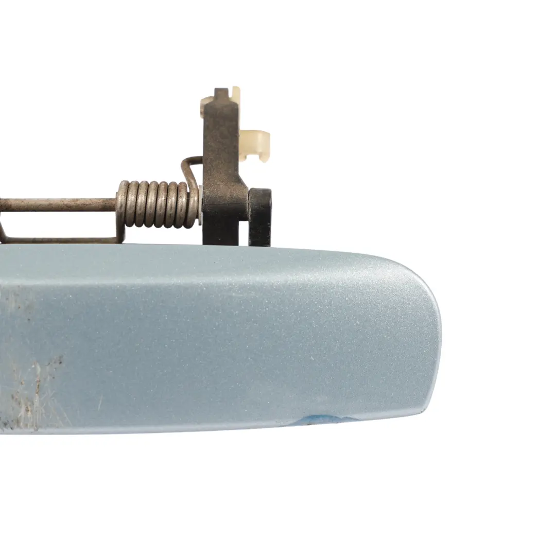 Poignée Porte Arrière Gauche Droite Bleu Liquide - Y5J pour Audi A4 B7 à propos du numéro de pièce 8E0839207 Audi A4 B7 Poignée Porte Arrière Gauche Droite Bleu Liquide - Y5J - SKU 8E0839207-LIB - Numéro de pièce 8E0839207