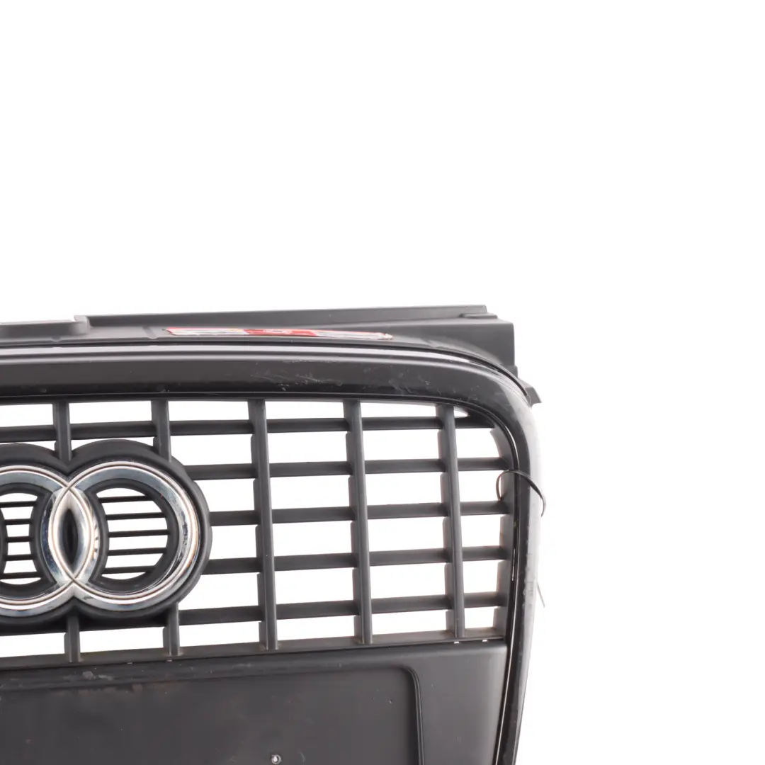 Grille Calandre Avant Panneau Garniture Noir pour Audi A4 B7 S Line à propos du numéro de pièce 8E0853651M Audi A4 B7 S Line Grille Calandre Avant Panneau Garniture Noir - SKU 8E0853651M - Numéro de pièce 8E0853651M
