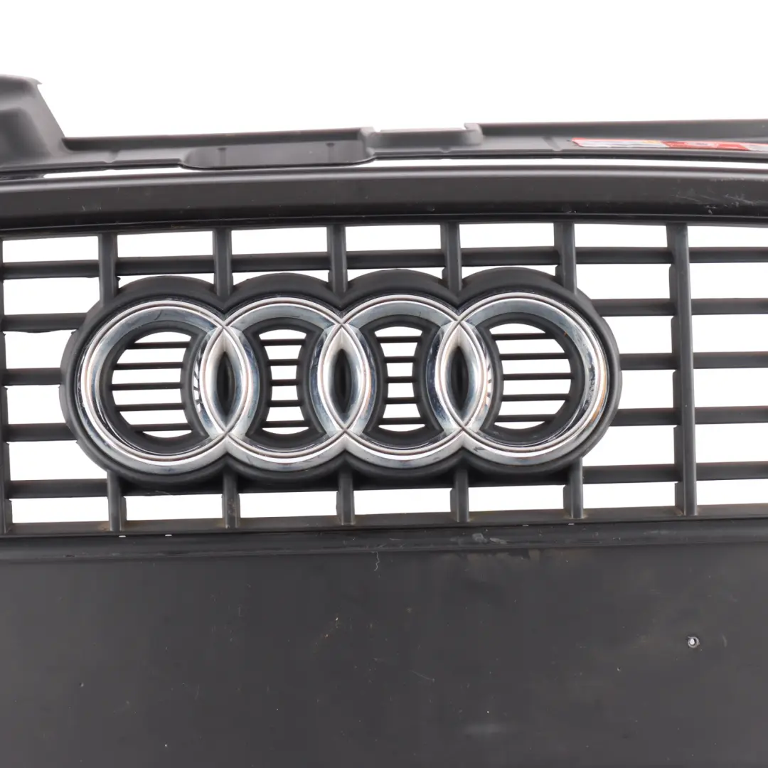 Audi A4 B7 S Line Atrapa Chłodnicy Przednia Czarna - SKU 8E0853651M - Numer Części 8E0853651M