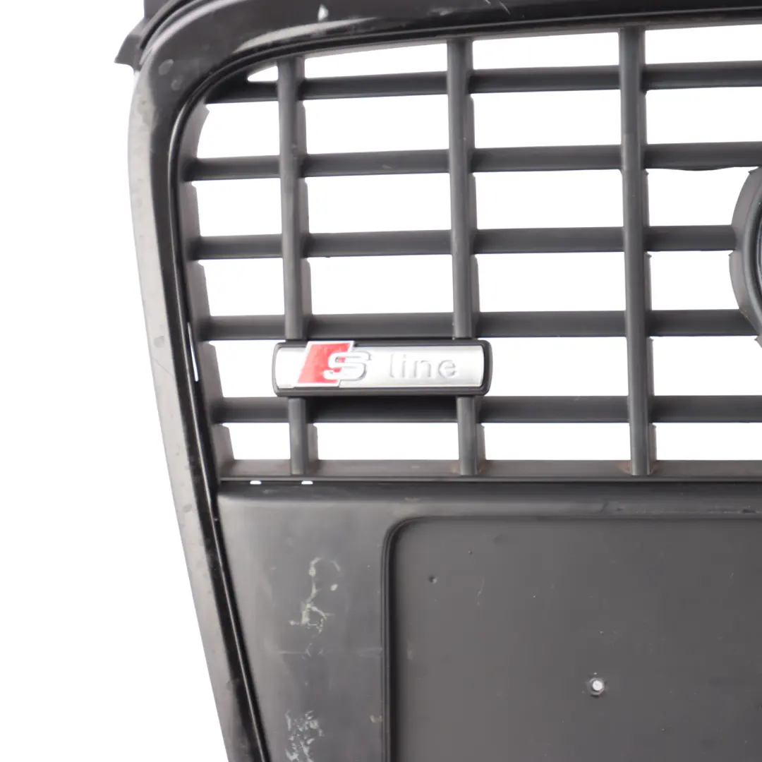 Parrilla Delantera Radiador Marco Panel Negro para Audi A4 B7 S Line con número de pieza 8E0853651M Audi A4 B7 S Line Parrilla Delantera Radiador Marco Panel Negro - SKU 8E0853651M - Número de pieza 8E0853651M